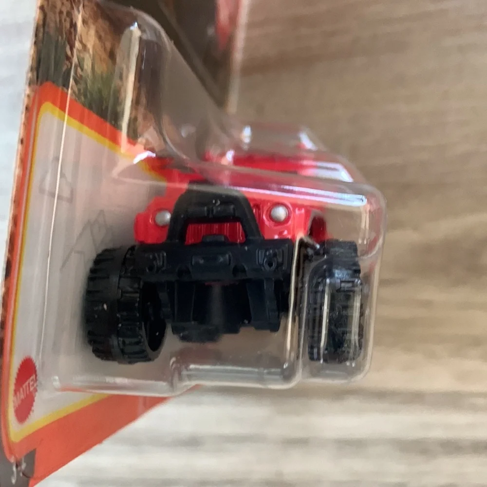 Matchbox Car Red Jeep Wrangler Superlift Off-Road Truck SUV 70 Years 2023 New